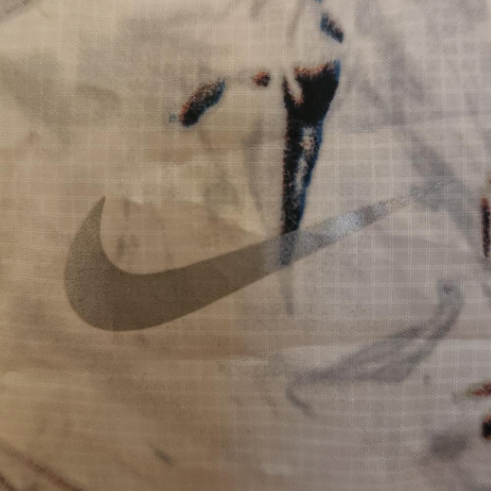 NIKE Womens Black and White Graphic Vest. - Picture 2 of 9